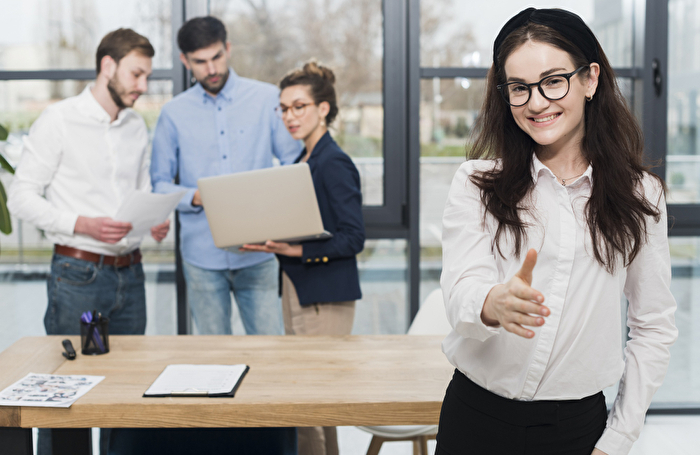 Английский на работе: фразы, которые сделают вас увереннее на деловых встречах